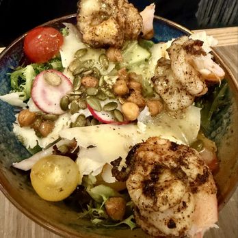 Spurrier's Gridiron Grille - House salad with grilled shrimp - American Near Me - Gainesville, Florida