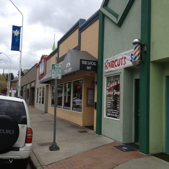 The Local 907 - Pubs Near Me - Renton, Washington