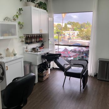 Elevate Salon - Studio 1 - Hair Salons Near Me - San Diego, California
