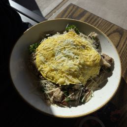 Power Breakfast Quinoa Bowl