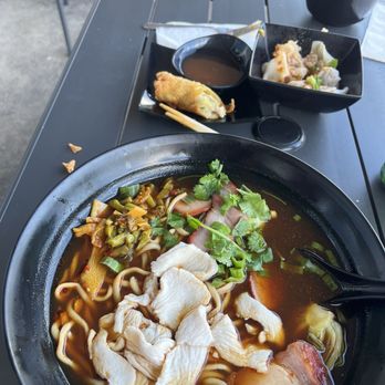 Noodleholics - Noodles Near Me - Tucson, Arizona Noodleholics - Noodles Near Me - Tucson, Arizona