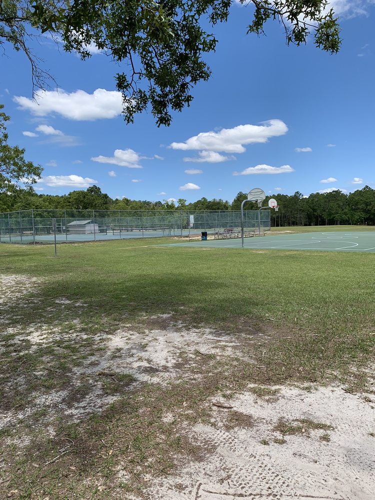 RONNIE VAN ZANT MEMORIAL PARK Updated October 2024 40 Photos & 15