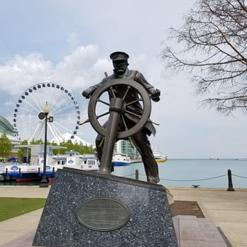 Navy Pier - Landmarks & Historical Buildings Near Me - Chicago, Illinois