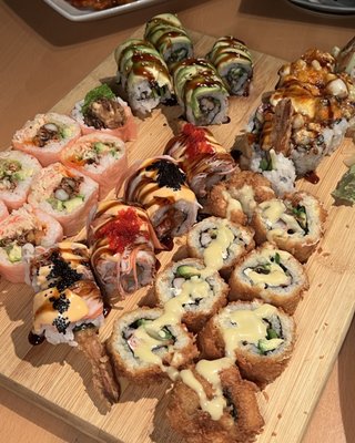 Rishi Sushi Kitchen & Bar by null