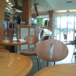 Eiscafe Dolomiti - Seit 40 Jahren etabliert, aber immer gepflegt.