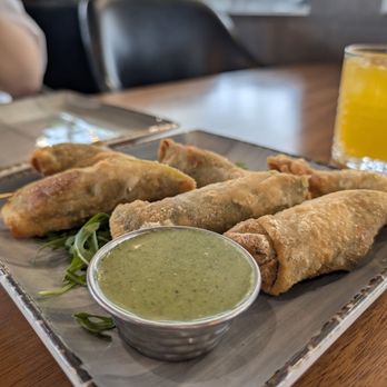 The Corner - Avocado rolls - Breakfast & Brunch Near Me - Glendale, California