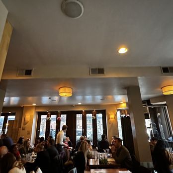Quattro - Dining room - Pizza Near Me - Boston, Massachusetts Quattro - Dining room - Pizza Near Me - Boston, Massachusetts