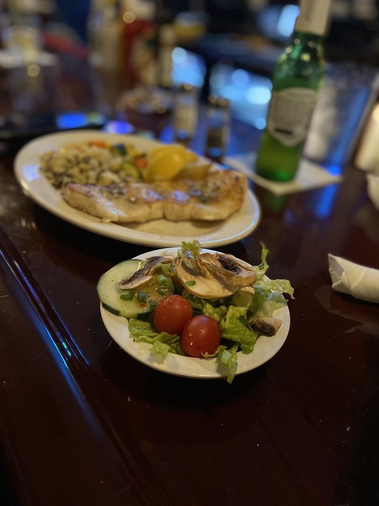 Jamie's Broadway Grille