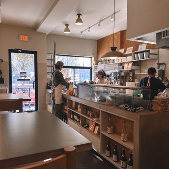 Taku Sando - seating area - Sandwiches Near Me - Brooklyn, New York