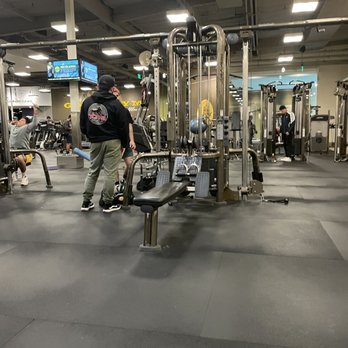 Gold's Gym - Gyms Near Me - Montclair, California Gold's Gym - Gyms Near Me - Montclair, California