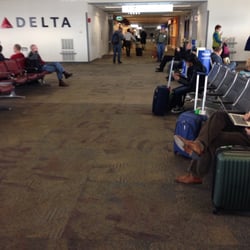 United Airlines - This is just the beginning of your journey to move in airport.