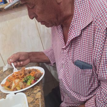 China Palace - Ride and vegetable - Chinese Near Me - Hemet, California