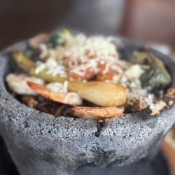 Taqueria El Mexicano Grill - Super Molcajete