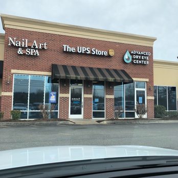 The UPS Store - Storefront - Shipping Centers Near Me - Knoxville, Tennessee