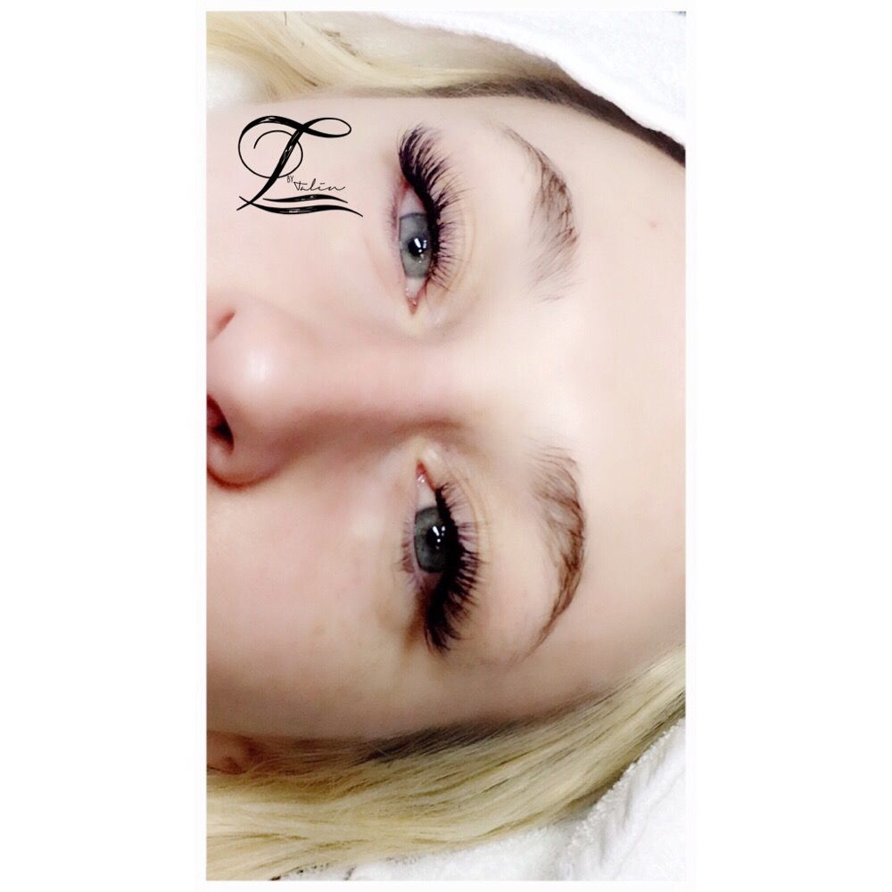 Lashes By Talin Logo