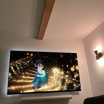 Big Ben Mounts - Lit up tv, soundbar - Electricians Near Me - Tarzana, California