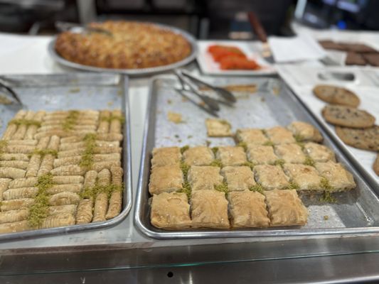 Baraka Eats and Treats by null