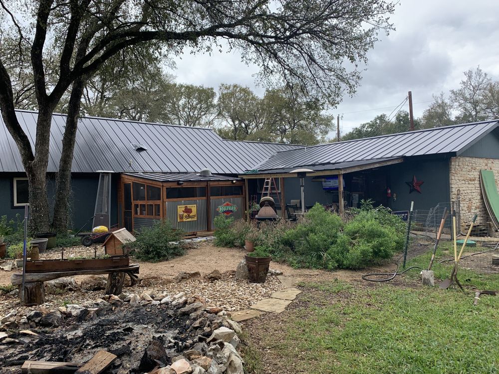 Slide of Roofing Contractor Solutions