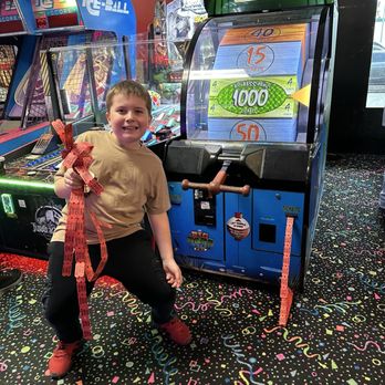 Pietro's Pizza - some of the games that they have to play and they have tickets. That you can also exchange for prizes later. - Pizza Near Me - Salem, Oregon Pietro's Pizza - some of the games that they have to play and they have tickets. That you can also exchange for prizes later. - Pizza Near Me - Salem, Oregon