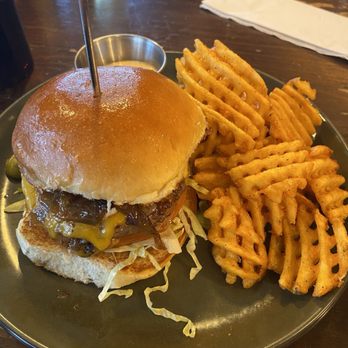 Burger Club - 30 Day Dry Aged Blend Burger with waffle fries - Burgers Near Me - Astoria, New York Burger Club - 30 Day Dry Aged Blend Burger with waffle fries - Burgers Near Me - Astoria, New York