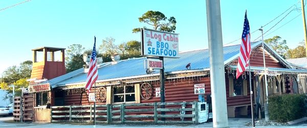 LOG CABIN BBQ - Updated October 2024 - 182 Photos & 264 Reviews - 480 W