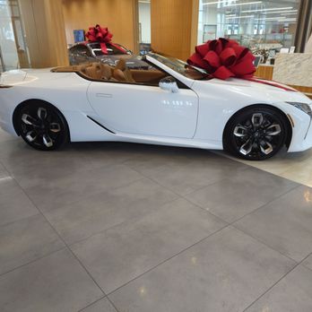 Northside Lexus - Nice looking vehicle... - Car Dealers Near Me - Spring, Texas