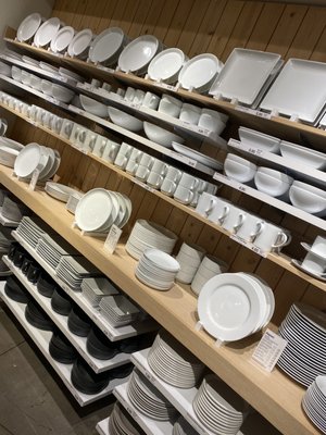 Crate & Barrel by null