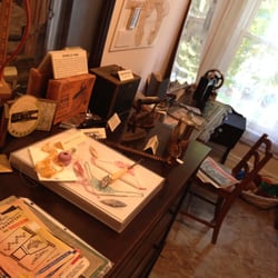 Roselle Historical Museum - Sewing materials.
