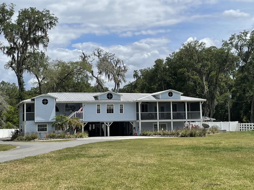 Slide of Rhino General Contracting