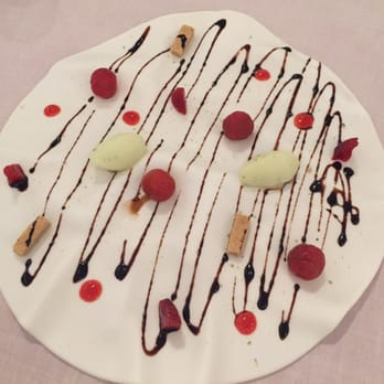 Abantal - Strawberries, tomatoes and basil and lime sherbet, spiced sponge cake with balsamic reduction - Spanish Near Me - Seville, SE
