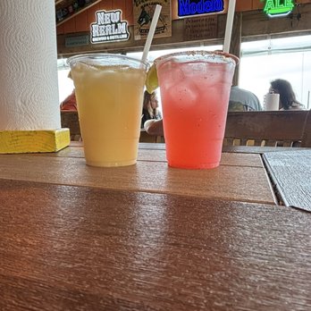 Village Pizza Nags Head - Specialty cocktails - Pizza Near Me - Nags Head, North Carolina