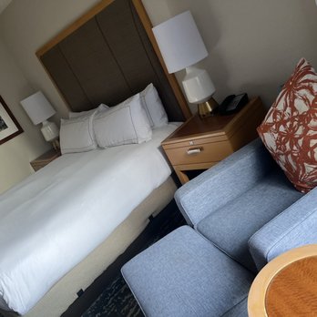 DoubleTree by Hilton - Berkeley - King room - Hotels Near Me - Berkeley, California DoubleTree by Hilton - Berkeley - King room - Hotels Near Me - Berkeley, California