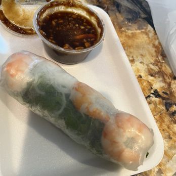 Pho Viet Huong - Shrimp and pork summer roll - Vietnamese Near Me - Philadelphia, Pennsylvania Pho Viet Huong - Shrimp and pork summer roll - Vietnamese Near Me - Philadelphia, Pennsylvania