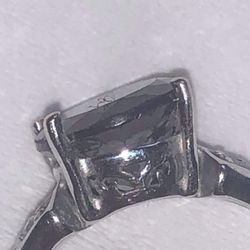 Daniels Jewellers - Ruined an engagement ring. Claims customer did the damage. As you can see it now doesn't sit correctly.