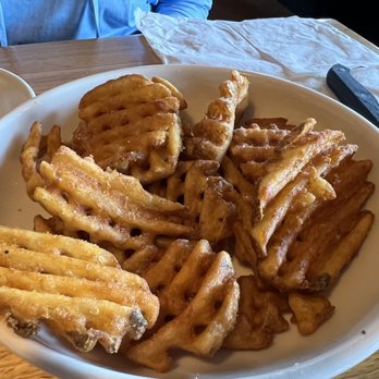 Applebee's Grill + Bar - Waffle fries - American Near Me - Willimantic, Connecticut