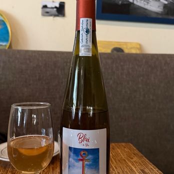 The Salty Pearl - Orange wine - Seafood Near Me - Oakland, California