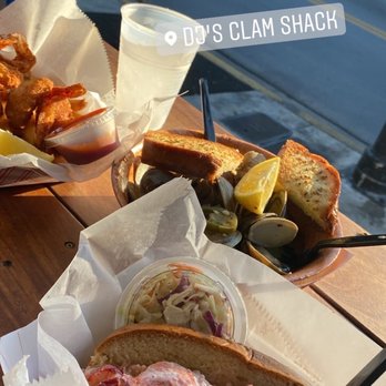 DJ's Clam Shack - Lobster roll, clams, shrimp and fries - Seafood Near Me - Key West, Florida