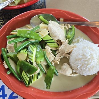 Bangkok Cafe - Thai Near Me - Foxboro, Massachusetts