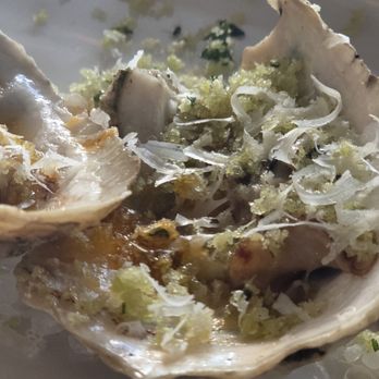 The Landon - Flavorful oyster - American Near Me - Tampa, Florida