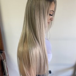 Styles2NV Salon - Balayage & extensions