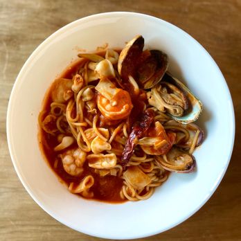 Cafe Hiro - Seafood Pasta - Italian Near Me - Cypress, California