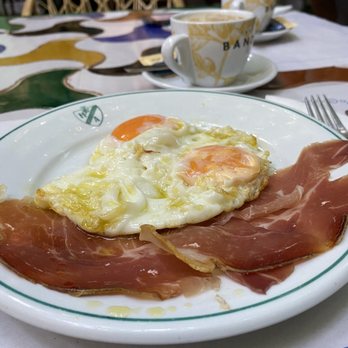 Hotel America - Breakfast - Hotels Near Me - Granada, GR