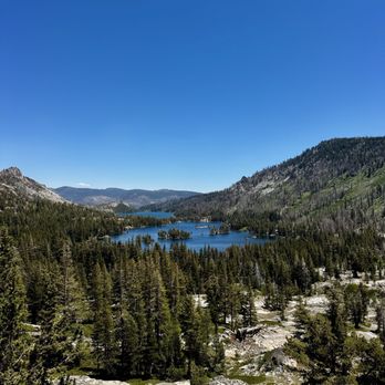 Echo Lake - Lakes Near Me