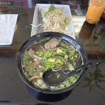 Saigon88 Express - PHO NOODLES SOUP w/ Beef Brisket - Vietnamese Near Me - Mckees Rocks, Pennsylvania Saigon88 Express - PHO NOODLES SOUP w/ Beef Brisket - Vietnamese Near Me - Mckees Rocks, Pennsylvania