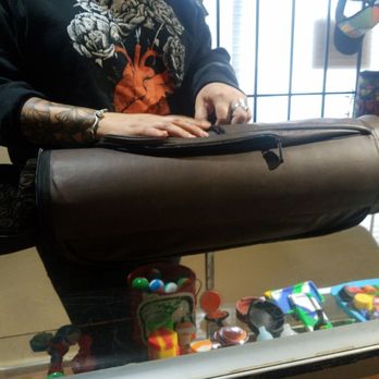 Puff's Smoke Shop - Bong bag. - Tobacco Shops Near Me - Ashland, Oregon