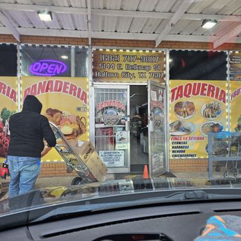 El Calentano - Carnitas for the win - Meat Shops Near Me - Haltom City, Texas El Calentano - Carnitas for the win - Meat Shops Near Me - Haltom City, Texas
