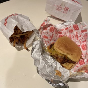 Lil Woody's - Spicy Chicken Sandwich (Weekly Special) missing the bacon :( - Burgers Near Me - Seattle, Washington Lil Woody's - Spicy Chicken Sandwich (Weekly Special) missing the bacon :( - Burgers Near Me - Seattle, Washington