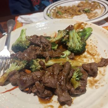 Beijing Restaurant - Beef and broccoli - Chinese Near Me - Southampton Township, New Jersey