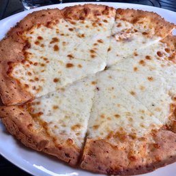 Plain cheese flatbread on cauliflower crust