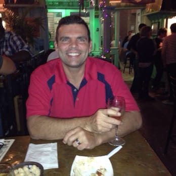 Fats Fairfax - Yummy!!!! - Dive Bars Near Me - Fairfax, Virginia